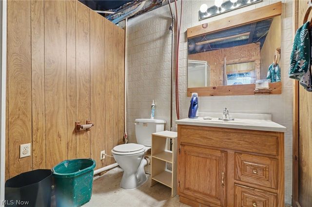 788 State Route 88 NE, Bristolville, OH 44402