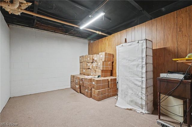 788 State Route 88 NE, Bristolville, OH 44402