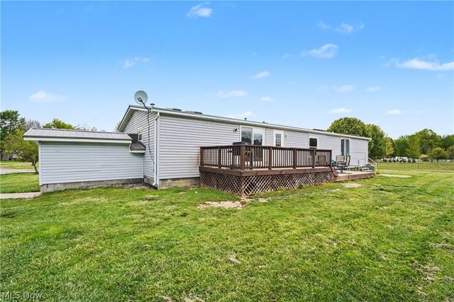 788 State Route 88 NE, Bristolville, OH 44402