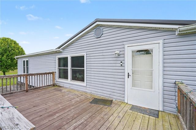 788 State Route 88 NE, Bristolville, OH 44402