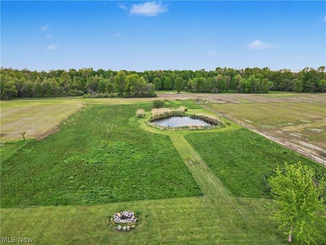 788 State Route 88 NE, Bristolville, OH 44402