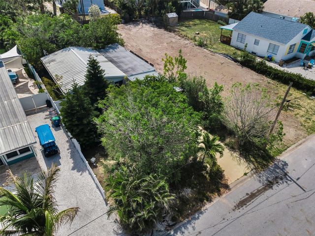 1213 BAY PALM BOULEVARD, Indian Rocks Beach, FL 33785