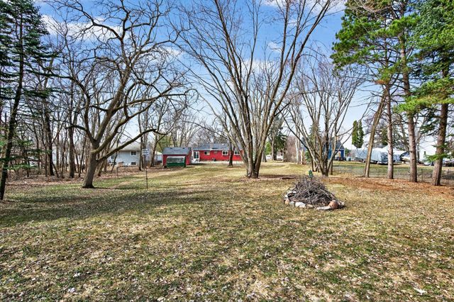 1387 Hadley Avenue N, Oakdale, MN 55128