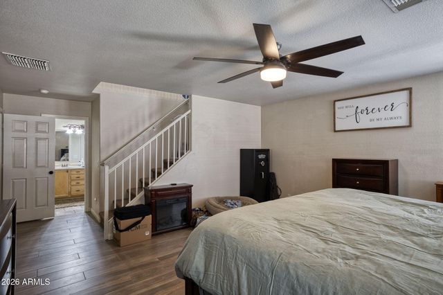 15546 W GELDING Drive, Surprise, AZ 85379