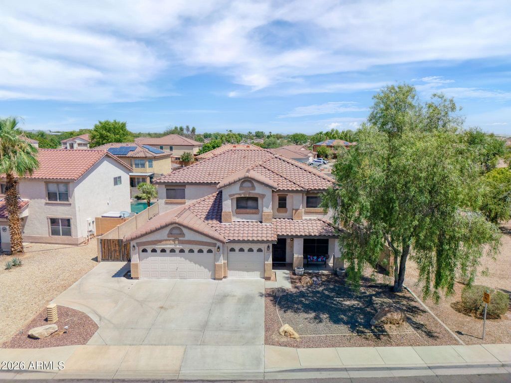 15546 W GELDING Drive, Surprise, AZ 85379 — photo 2