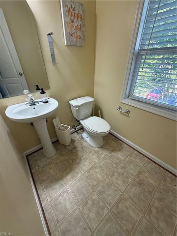 5565 Taylors Walke LN, Virginia Beach, VA 23462