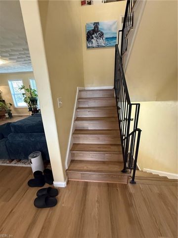 5565 Taylors Walke LN, Virginia Beach, VA 23462