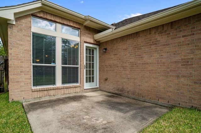 27645 Fairhope Meadow Lane, Kingwood, TX 77339