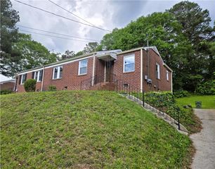 1753 Cahoon SW Street, Atlanta, GA 30310
