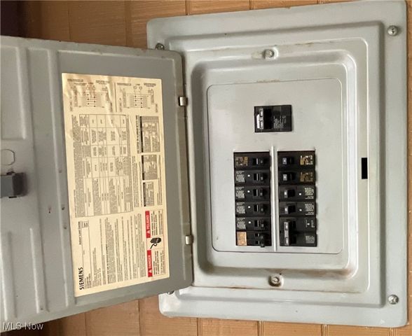 4313 Warner Road, Cleveland, OH 44105