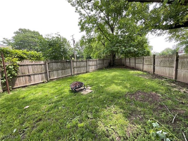 4313 Warner Road, Cleveland, OH 44105