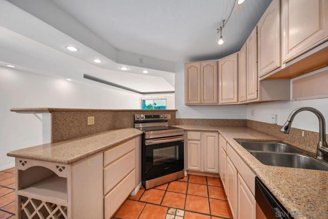 6255 Rancho Mission Rd 101, San Diego, CA 92108