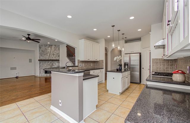 12607 Tallwood Crossing Lane, Houston, TX 77041