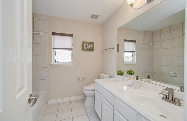 12607 Tallwood Crossing Lane, Houston, TX 77041