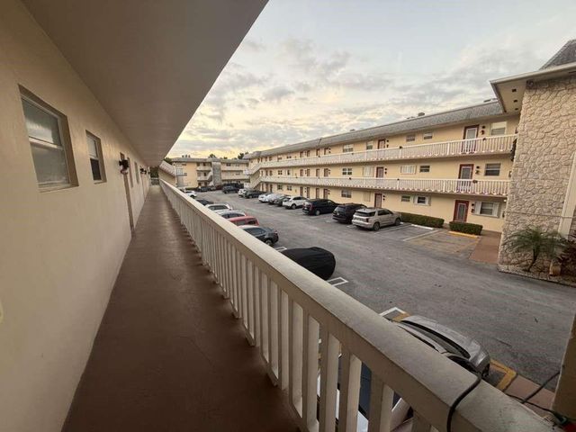 4341 NW 16th St E206, Fort Lauderdale, FL 33313