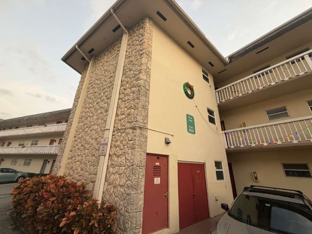 4341 NW 16th St E206, Fort Lauderdale, FL 33313