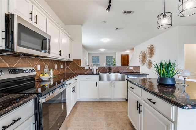 118 Pinto Drive, Waxahachie, TX 75165