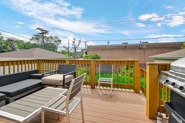 9632 Kilpatrick Avenue, Oak Lawn, IL 60453