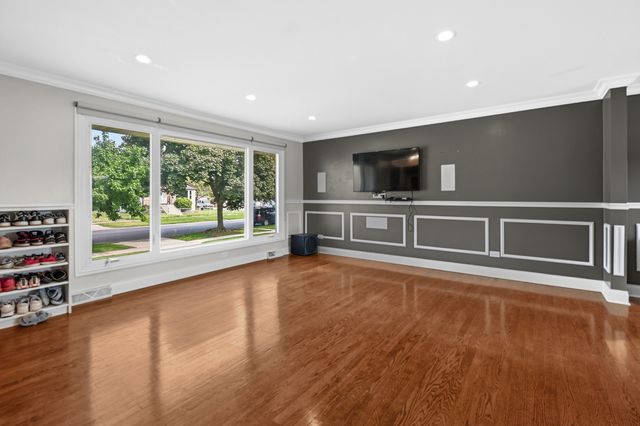 9632 Kilpatrick Avenue, Oak Lawn, IL 60453