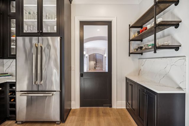 4520 Shys Hill Rd, Nashville, TN 37215
