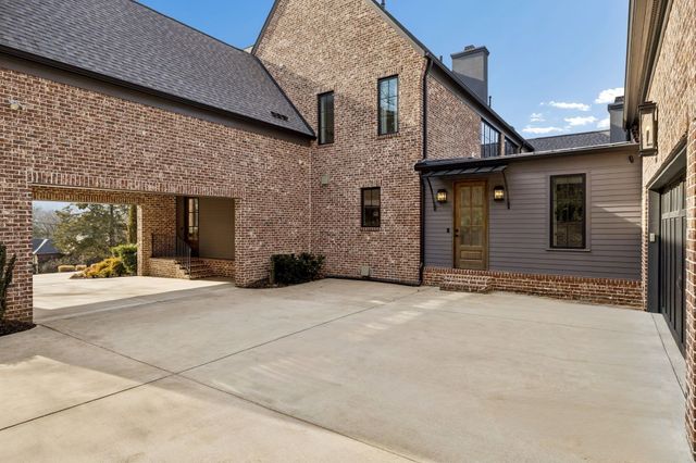 4520 Shys Hill Rd, Nashville, TN 37215