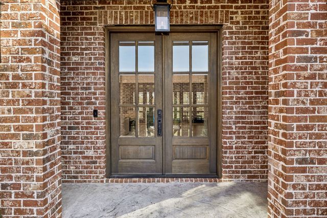 4520 Shys Hill Rd, Nashville, TN 37215