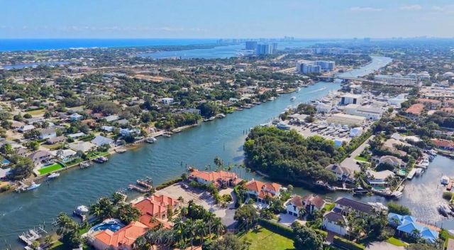2252 Bay Village Court, Palm Beach Gardens, FL 33410