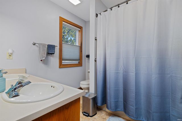 5552 N N Willow Avenue, Columbia City, IN 46725