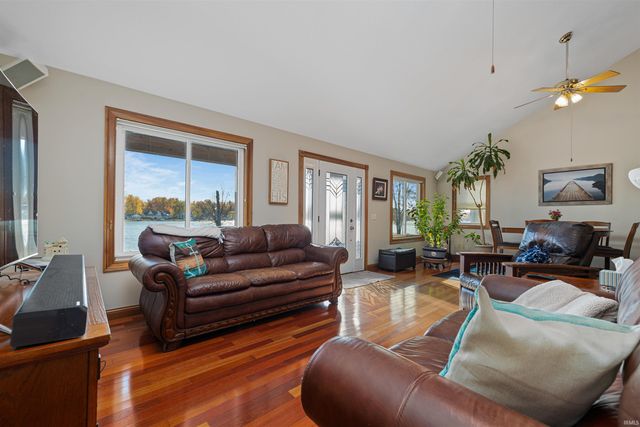 5552 N N Willow Avenue, Columbia City, IN 46725