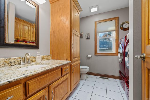 5552 N N Willow Avenue, Columbia City, IN 46725