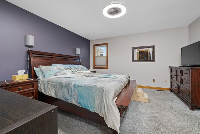 5552 N N Willow Avenue, Columbia City, IN 46725