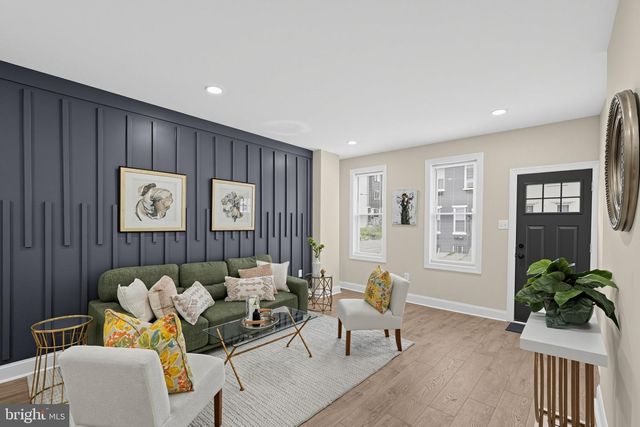 4222 WALLACE ST, Philadelphia, PA 19104