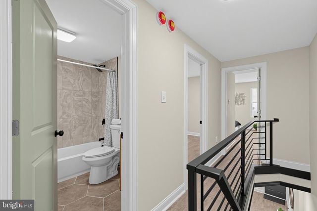 4222 WALLACE ST, Philadelphia, PA 19104