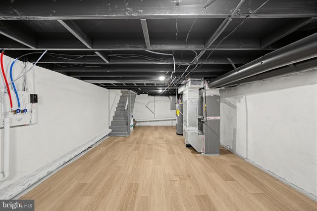 4222 WALLACE ST, Philadelphia, PA 19104