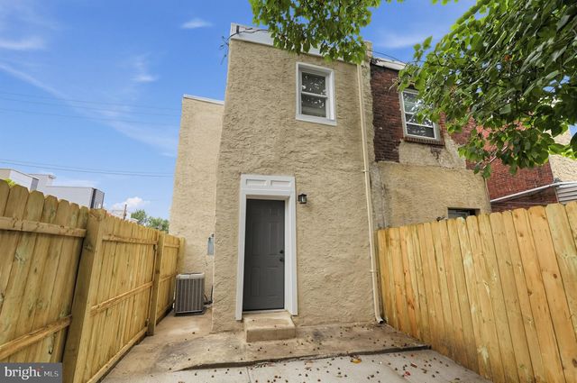 4222 WALLACE ST, Philadelphia, PA 19104