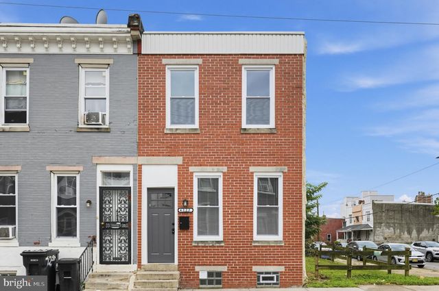 4222 WALLACE ST, Philadelphia, PA 19104