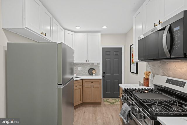 4222 WALLACE ST, Philadelphia, PA 19104