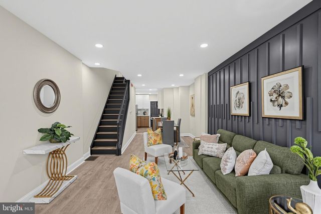 4222 WALLACE ST, Philadelphia, PA 19104