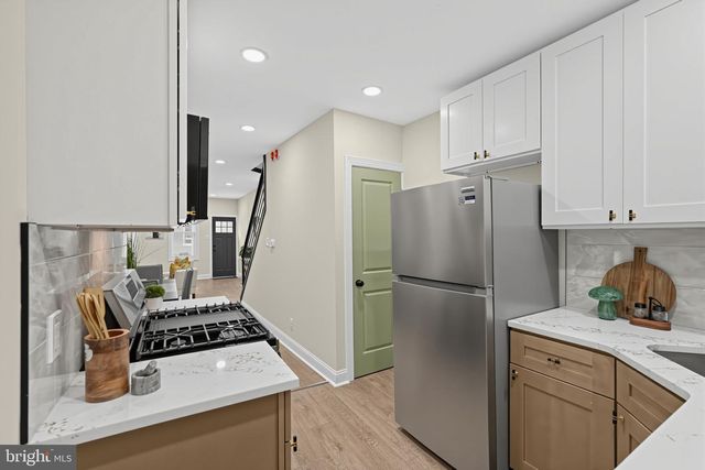 4222 WALLACE ST, Philadelphia, PA 19104