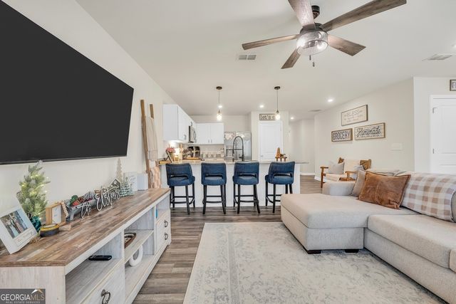 135 Catalpa Road, Milner, GA 30257