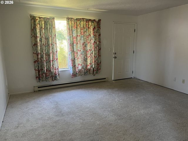 4423 Se 27TH Ave, Portland, OR 97202