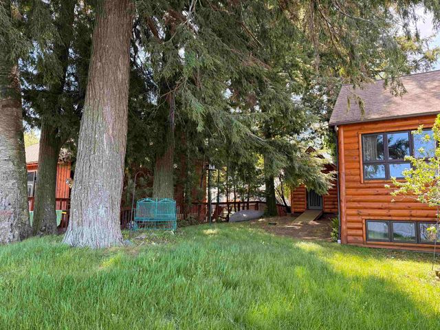 336 Spruce Street, Newport City, VT 05855