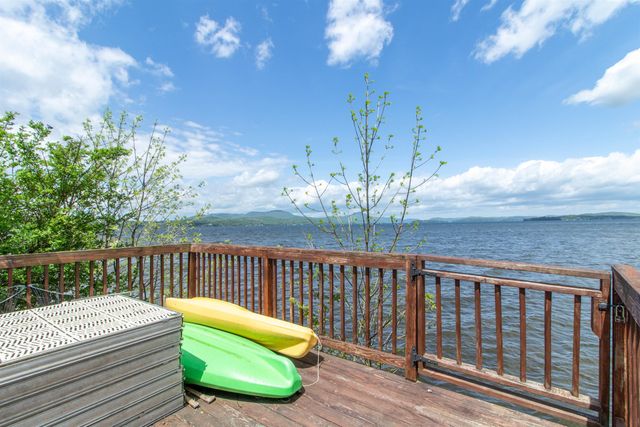 336 Spruce Street, Newport City, VT 05855