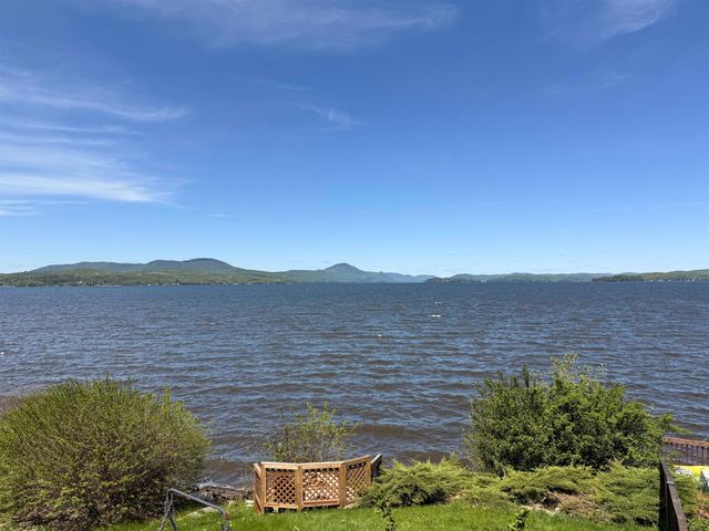 336 Spruce Street, Newport City, VT 05855