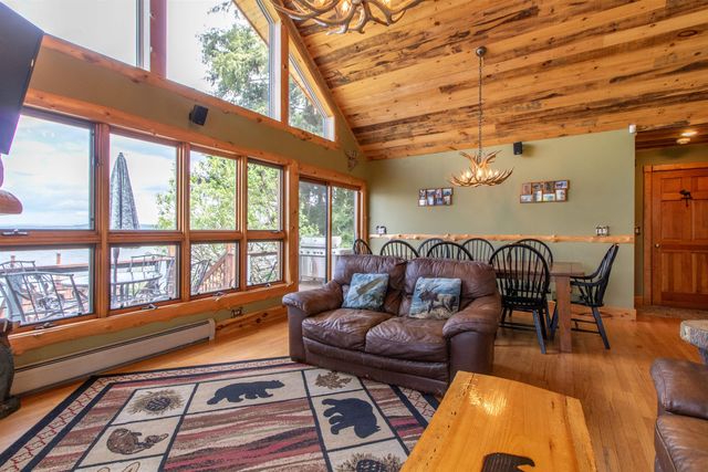 336 Spruce Street, Newport City, VT 05855