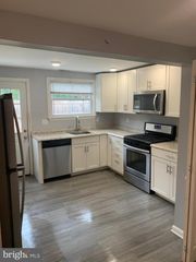 127 COVE RD, Mantua, NJ 08051