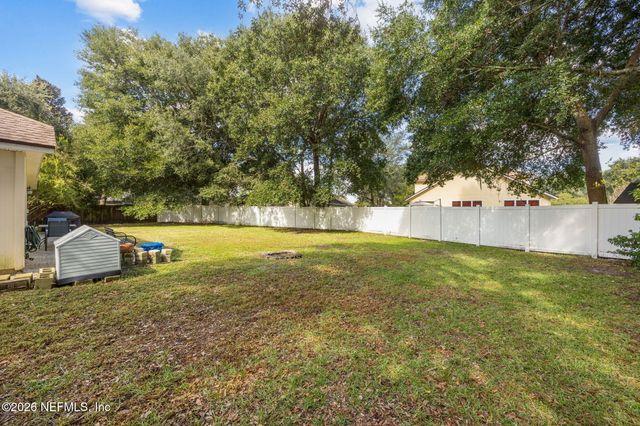 86132 RED HOLLY Place, Yulee, FL 32097