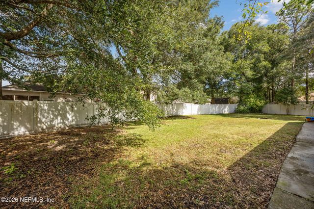 86132 RED HOLLY Place, Yulee, FL 32097