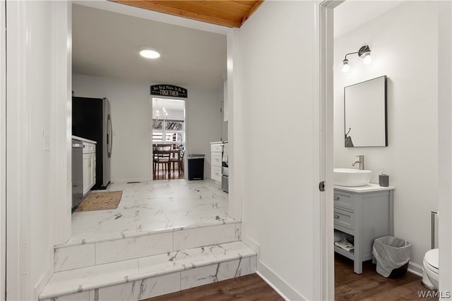 1904 22nd, Northport, AL 35476