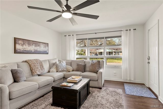 1904 22nd, Northport, AL 35476